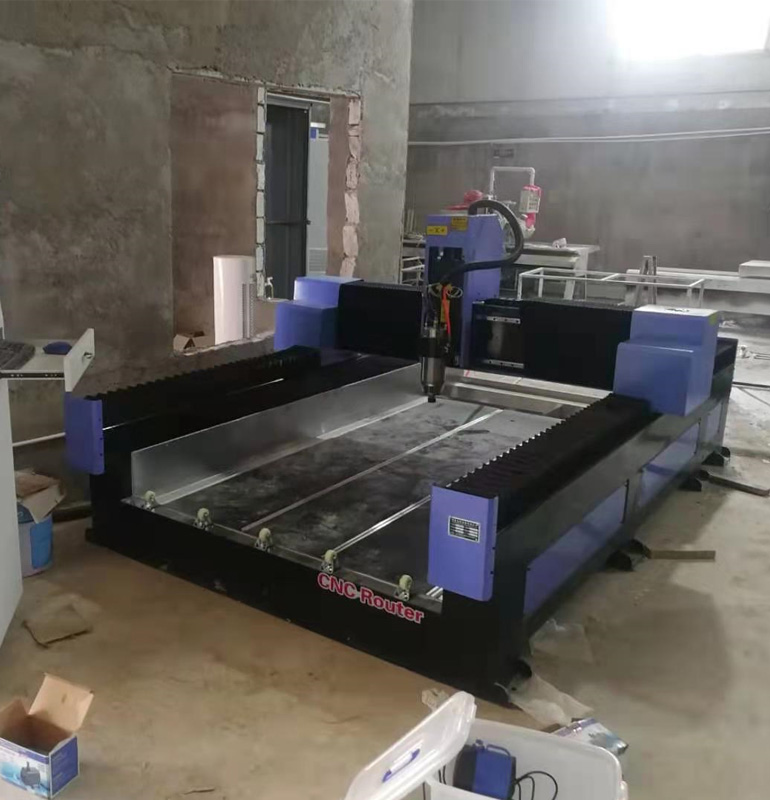 廣東惠州1325重型石材雕刻機(圖1) 廣東惠州1325重型石材雕刻機(圖1)