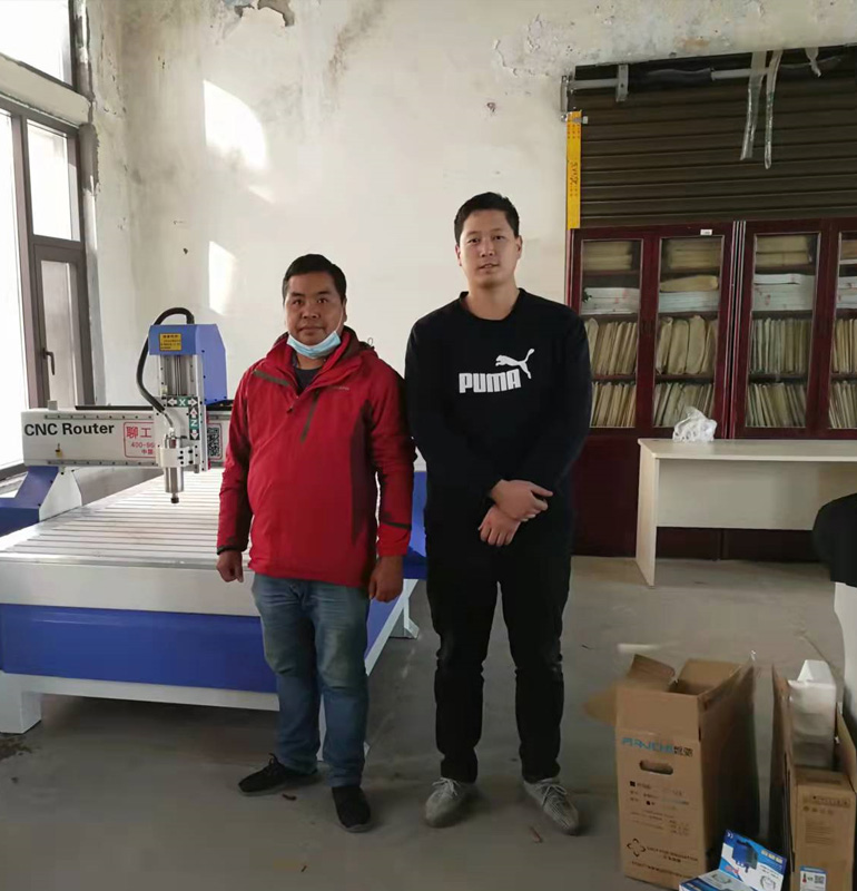 湖北荊州1325木工雕刻機(圖1) 湖北荊州1325木工雕刻機(圖1)